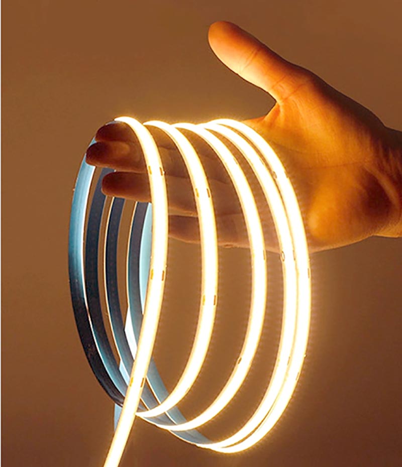 Bagaimana cara kerja lampu LED setelah saklar catu daya dihidupkan?